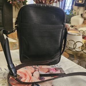 Louis Vuitton Ebony Leather Messenger Bag